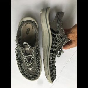 Keen sandals anatomical footbed sz 8